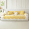Classic Checkerboard Plush Comfortable Scratch-Res