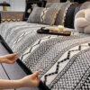 Classic Plaid Plush Scratch-Resistant Comfortable 