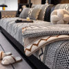 Classic Plaid Plush Scratch-Resistant Comfortable 