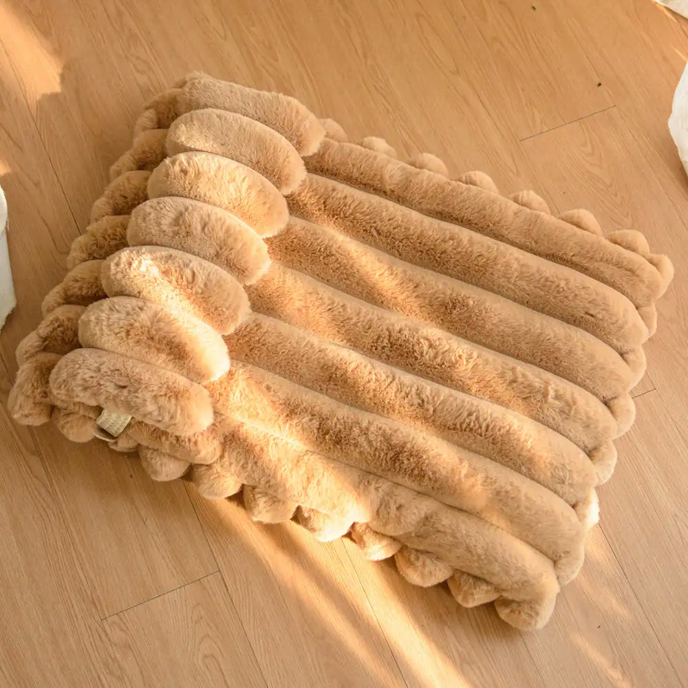 Softness Faux Rabbit Fur Warming Pillow Dog Bed -