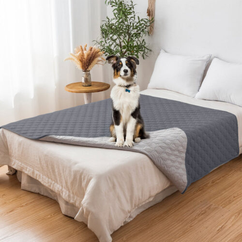 Waterproof & Non-Slip Diamond Quilted Pet Couch Co