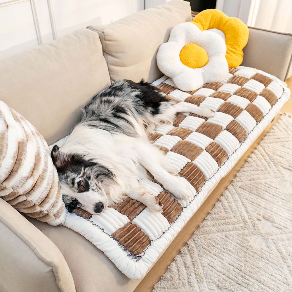 Cream-colored Large Plaid Square Fuzzy Pet Dog Mat