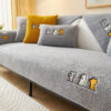 Lovely Cat's Paw Sherpa Fleece Anti-Slip Couch Cov