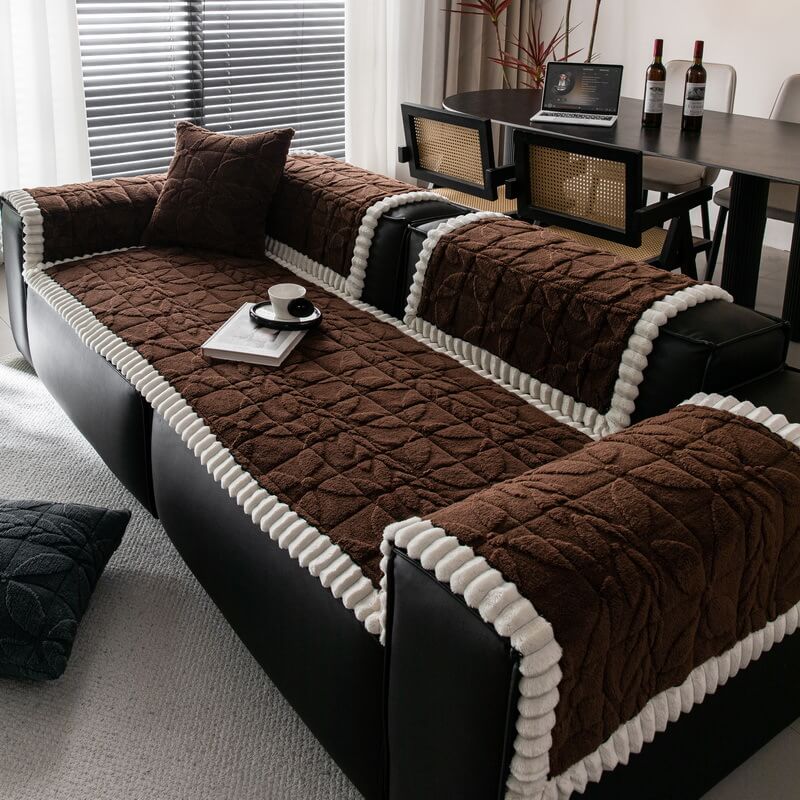 Thickened Short Plush Leaf Pattern Scratch Resista