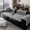 Thickened Short Plush Leaf Pattern Scratch Resista