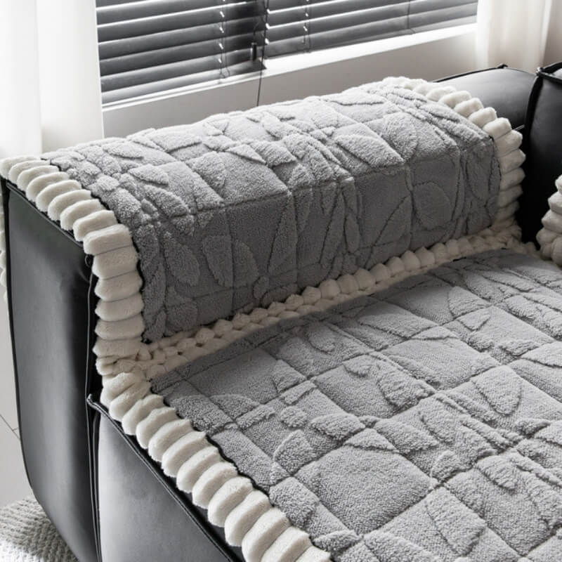 Thickened Short Plush Leaf Pattern Scratch Resista